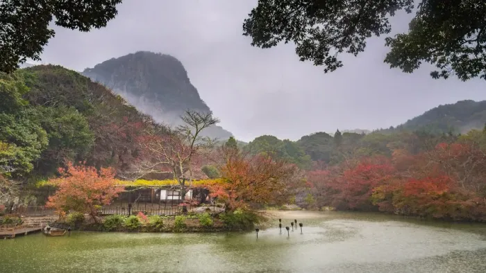 Framed Print : Mifuneyama, attraction, background, fall, fukuoka, garden, hot, kinrinko, leaves