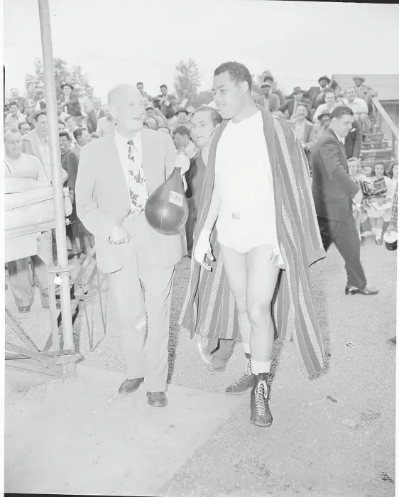 Framed Print : Mike Jacobs Visiting Joe Louis at Camp Framed Print : Mike Jacobs Visiting Joe Louis at Camp