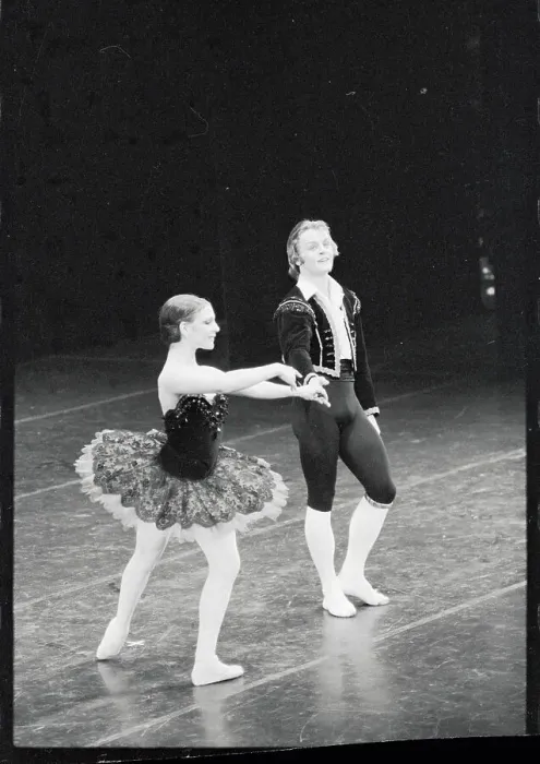 Framed Print : Mikhail Baryshnikov and Gelsey Kirkland Performing Don Quixote Ballet Framed Print : Mikhail Baryshnikov and Gelsey Kirkland Performing Don Quixote Ballet