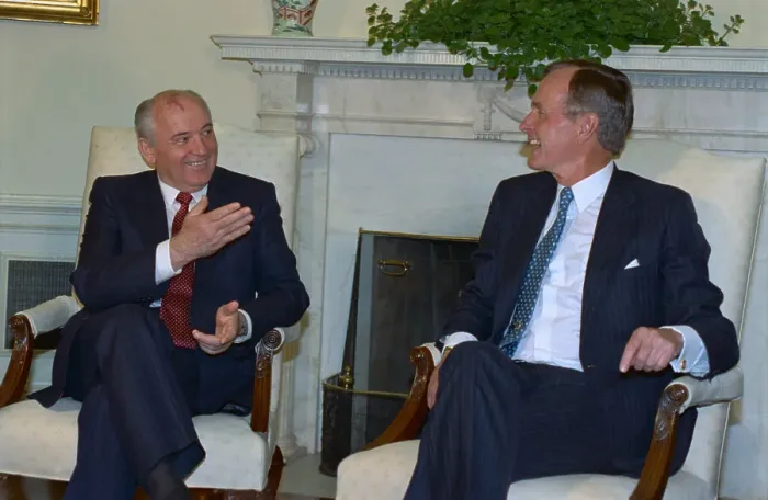 Framed Print : Mikhail Gorbachev and George Bush Conversing Framed Print : Mikhail Gorbachev and George Bush Conversing
