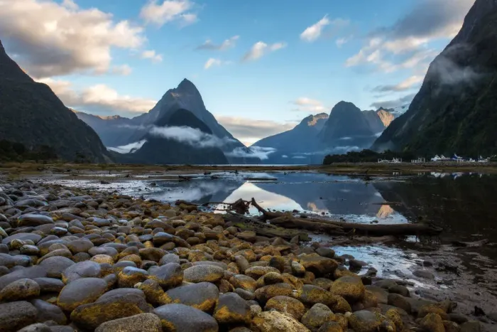 Framed Print : Milford Sound, Fiordland National Park Framed Print : Milford Sound, Fiordland National Park