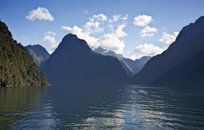Framed Print : Milford Sound, New Zealand Framed Print : Milford Sound, New Zealand