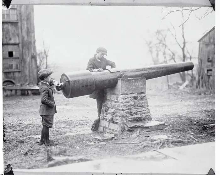 Framed Print : Military Cannon