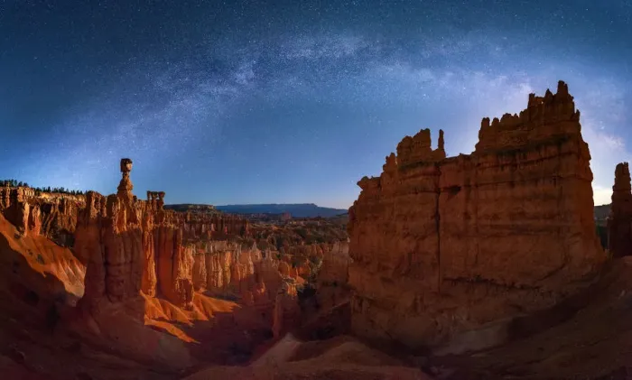 Framed Print : The milkyway over Thor hammer in Bryce canyon national park