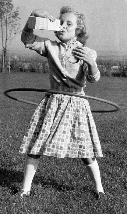 Framed Print : Mimi Jordan, Hula-Hoop Champion Framed Print : Mimi Jordan, Hula-Hoop Champion