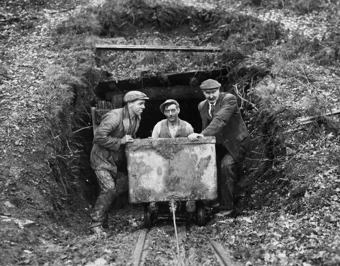 Framed Print : Miners. circa 1930: Miners bring out coal out Framed Print : Miners. circa 1930: Miners bring out coal out