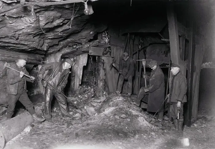 Framed Print : Miners Clearing out Accumulated Rubbish Framed Print : Miners Clearing out Accumulated Rubbish
