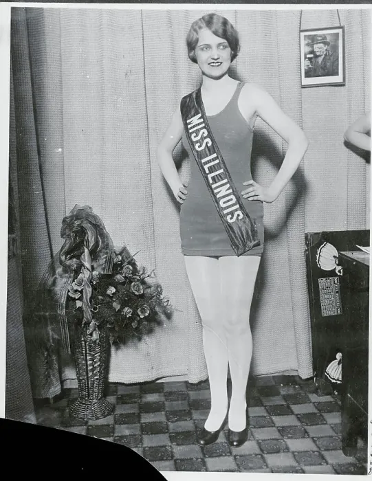 Framed Print : Miss Illinois of 1927