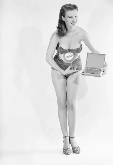 Framed Print : Miss Perfecto Posing with Cigars Framed Print : Miss Perfecto Posing with Cigars