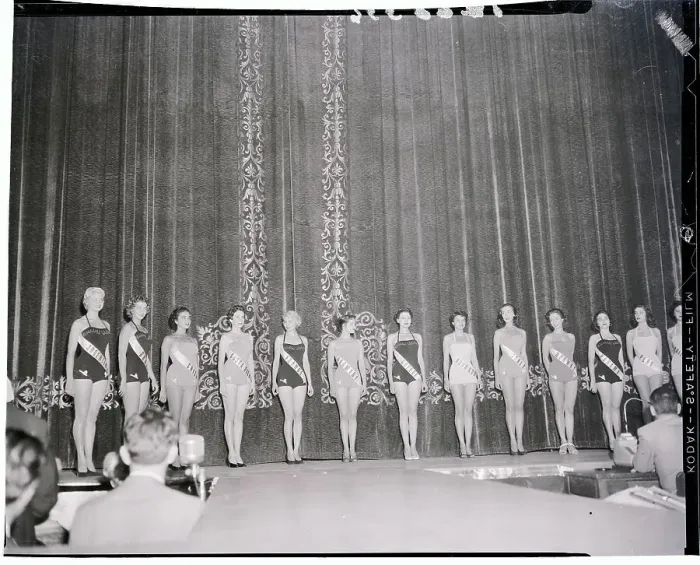 Framed Print : Miss Universe Contestants Framed Print : Miss Universe Contestants