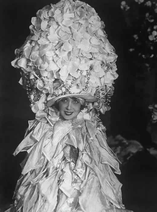 Framed Print : Mistinguett, French Actress & Singer Framed Print : Mistinguett, French Actress & Singer