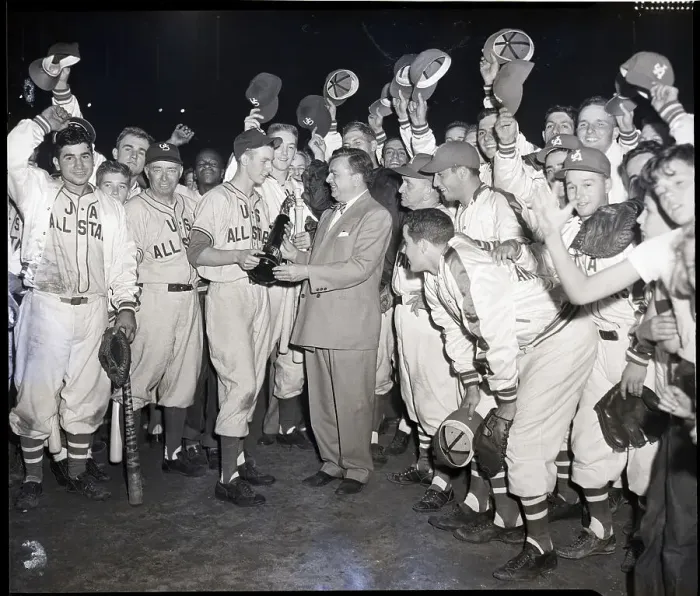 Framed Print : M.Kase Presenting Trophy To A.Kaline Framed Print : M.Kase Presenting Trophy To A.Kaline