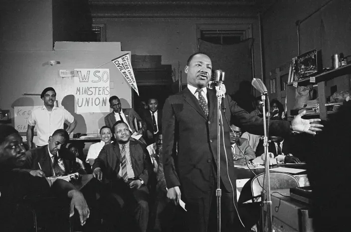 Framed Print : MLK In Chicago Framed Print : MLK In Chicago