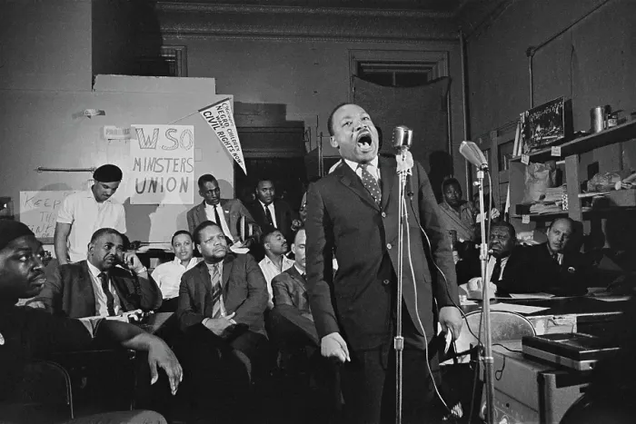 Framed Print : MLK In Chicago Framed Print : MLK In Chicago