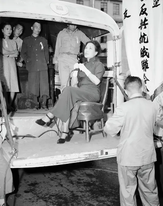 Framed Print : Mme. Chiang Seated In Bus Holding Mic Framed Print : Mme. Chiang Seated In Bus Holding Mic