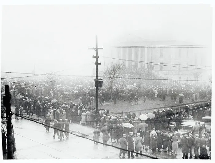 Framed Print : Mob that Stormed Colonial Building Framed Print : Mob that Stormed Colonial Building