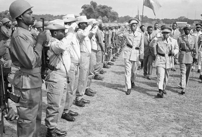 Framed Print : Mobutu &Pres. Kasavubu Review Troops Framed Print : Mobutu &Pres. Kasavubu Review Troops