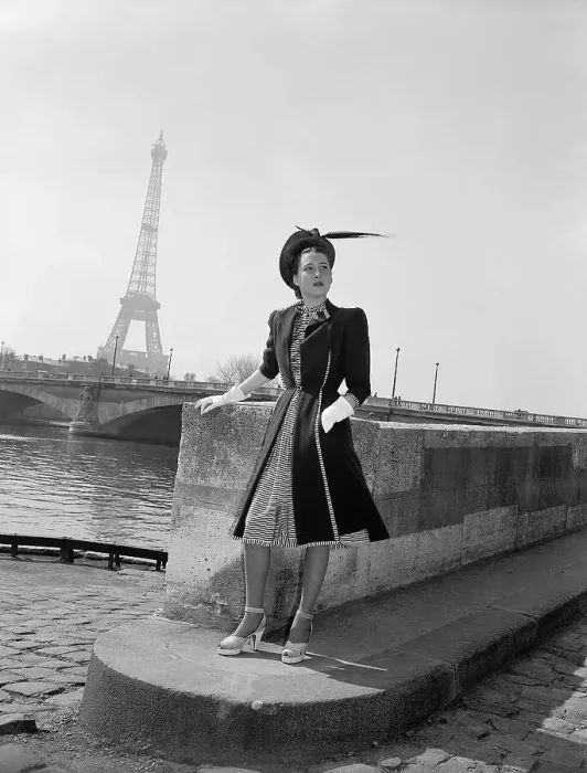 Framed Print : Model Posing in New French Couture Framed Print : Model Posing in New French Couture