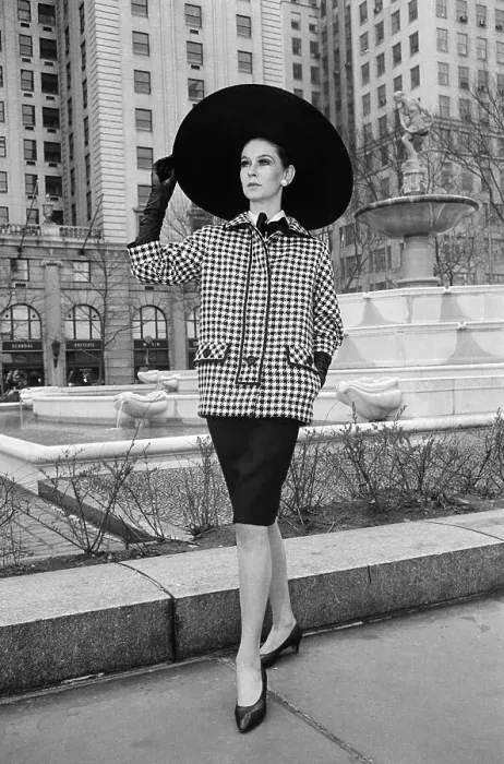Framed Print : Model Wearing Suit And Broad Brimmed Hat Framed Print : Model Wearing Suit And Broad Brimmed Hat