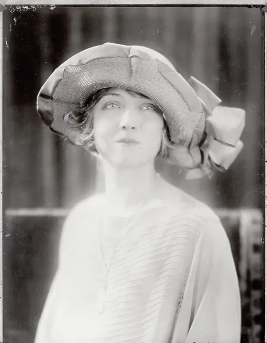 Framed Print : Model Wearing Wide Brim Hat Framed Print : Model Wearing Wide Brim Hat