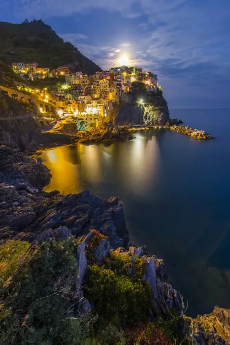 Framed Print : Monarola of Cinque Terre Framed Print : Monarola of Cinque Terre