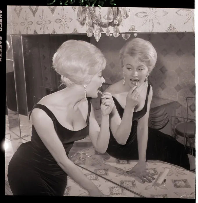 Framed Print : Monica Zetterlund Applies Her Lipstick Framed Print : Monica Zetterlund Applies Her Lipstick