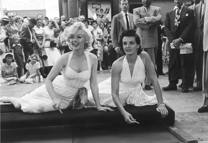 Framed Print : Monroe And Russell At Grauman's Chinese Theater, CA, 1953