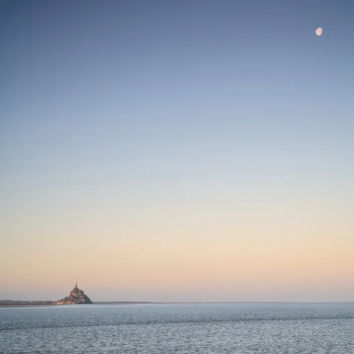 Framed Print : Mont-Saint-Michel Framed Print : Mont-Saint-Michel