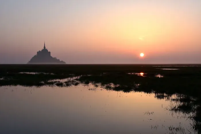 Framed Print : Mont Saint Michel bay Framed Print : Mont Saint Michel bay
