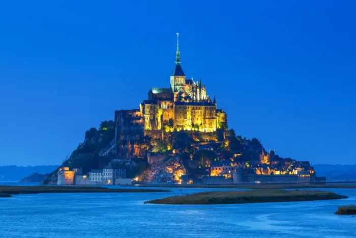 Framed Print : Mont Saint-Michel at sunset with water in surround Framed Print : Mont Saint-Michel at sunset with water in surround