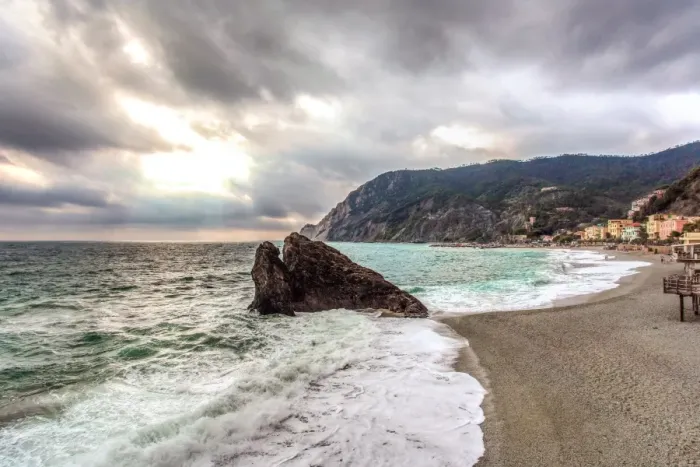 Framed Print : Monterosso al Mare, Cinque Terre, Italy