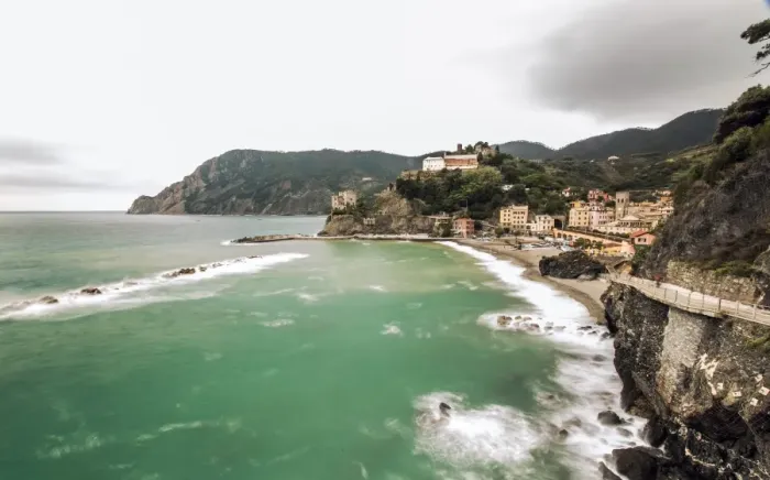 Framed Print : Monterosso al Mare coastline, Cinque Terre, Italy