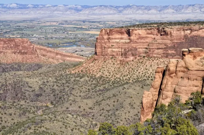 Framed Print : Monument Canyon, Colorado National Monument, Grand Junction at back, Colorado, USA Framed Print : Monument Canyon, Colorado National Monument, Grand Junction at back, Colorado, USA