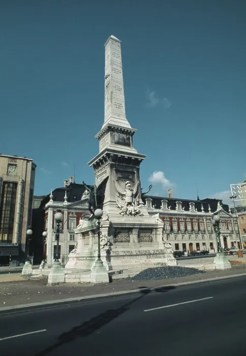 Framed Print : Monument With Revolutionary Graffiti