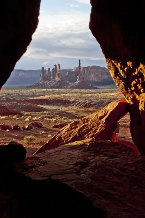 Framed Print : Monument Valley seen from cave, Utah, USA Framed Print : Monument Valley seen from cave, Utah, USA