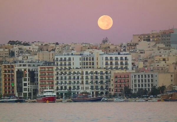 Full moon over Gzira, between Valletta and Sliema