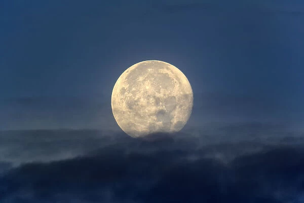 Full Moon, Kota Kinabalu, Malaysia