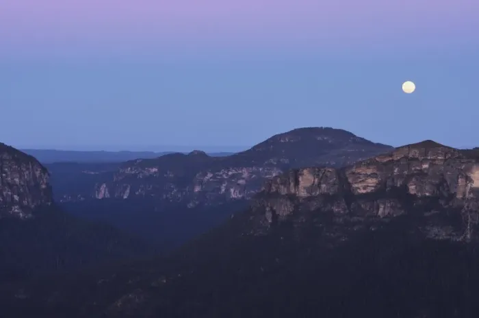 Framed Print : Moonrise over the Grose Valley Framed Print : Moonrise over the Grose Valley
