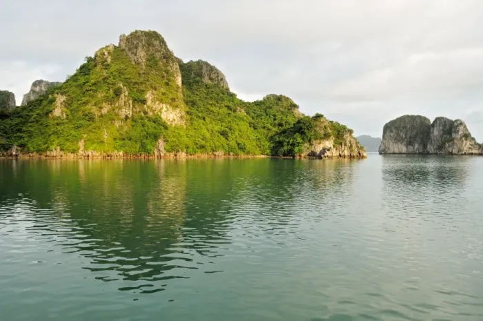 Framed Print : Morning light on a Karst Island in Bai Tu Long Bay Framed Print : Morning light on a Karst Island in Bai Tu Long Bay