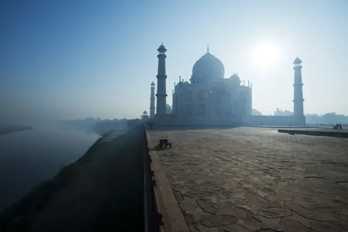 Framed Print : Morning light on the Taj Mahal, Agra, Uttar Pradesh, India