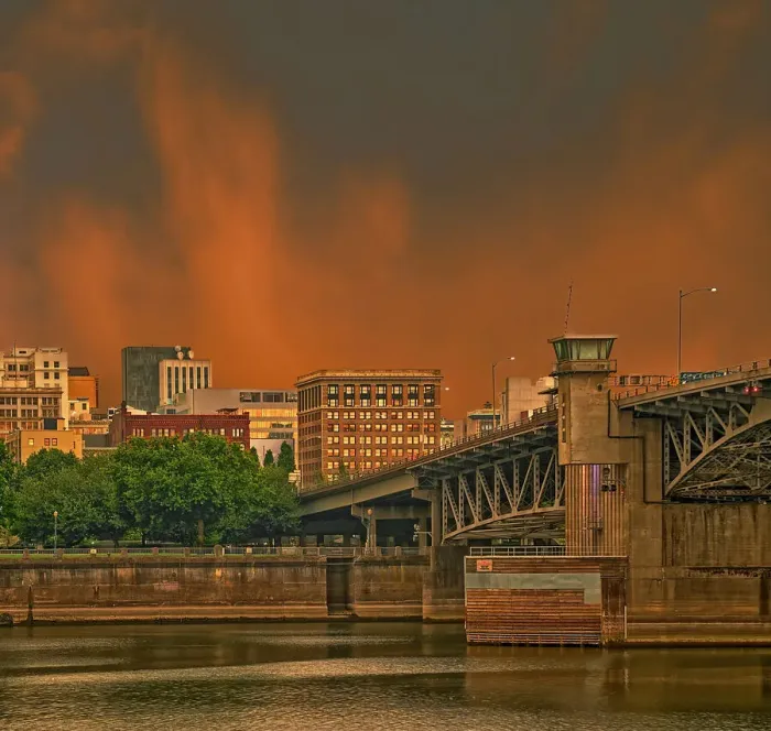 Framed Print : The Morrison Bridge At Dawn