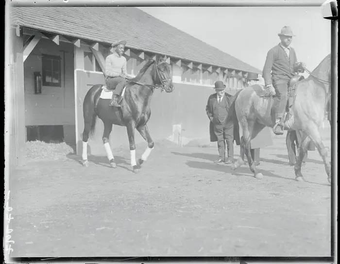 Framed Print : Morvich Leaving Stable
