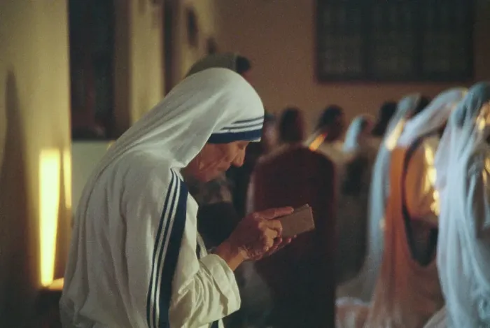 Framed Print : Mother Teresa Framed Print : Mother Teresa