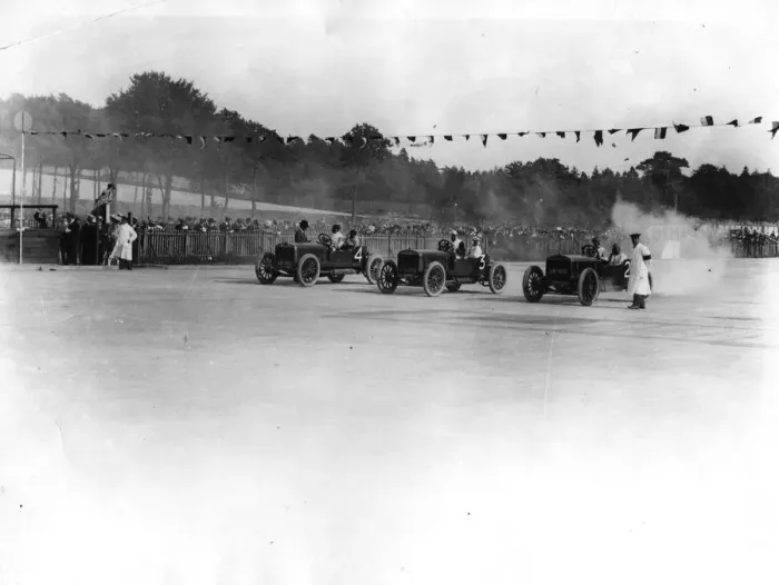 Framed Print : Motor Racing Framed Print : Motor Racing