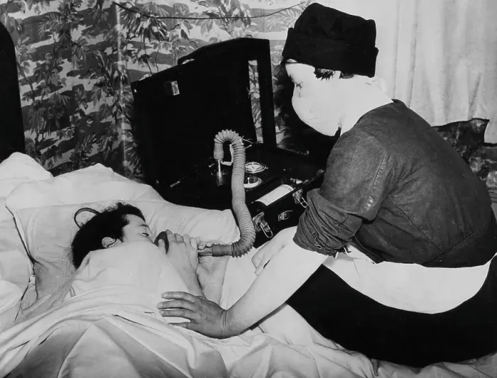 Framed Print : Motorcycle Midwives Visit Patients In London Framed Print : Motorcycle Midwives Visit Patients In London