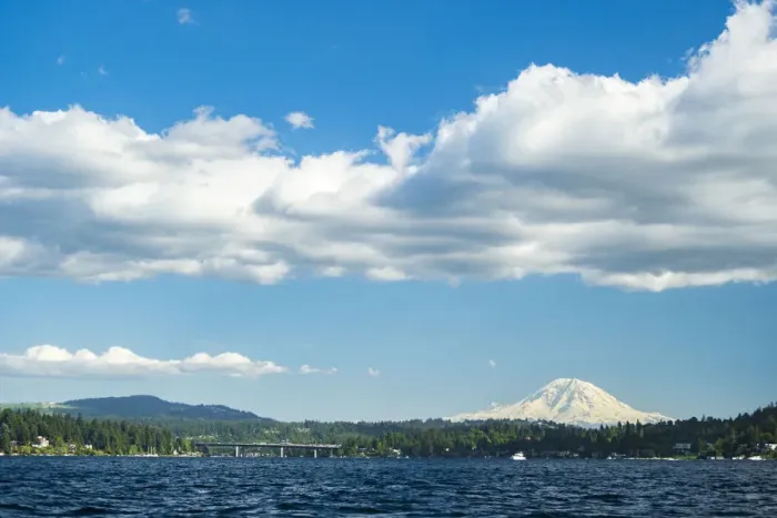 Framed Print : Mount Rainier seen from Lake Washington, Bellevue, King County, Washington State, USA Framed Print : Mount Rainier seen from Lake Washington, Bellevue, King County, Washington State, USA