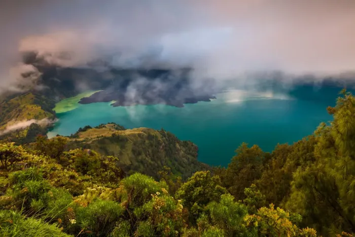 Framed Print : Mount Rinjani - Lombok, Indonesia