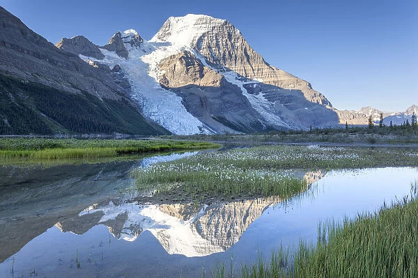 Mount Robson with its eflection in Berg Lake, Mount Robson Provincial Park, British Columbia Province, Canada