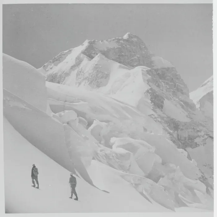 Framed Print : Mountain Climbers Hiking on Hillary Expedition Framed Print : Mountain Climbers Hiking on Hillary Expedition