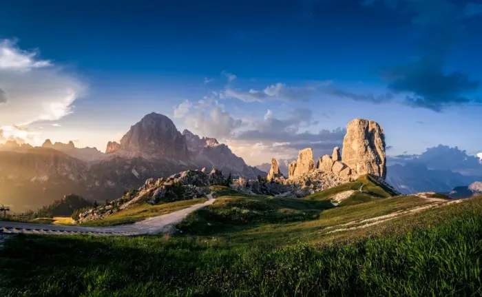 Framed Print : mountain peaks cinque torri in the italian dolomites, South Tyrol, Italy
